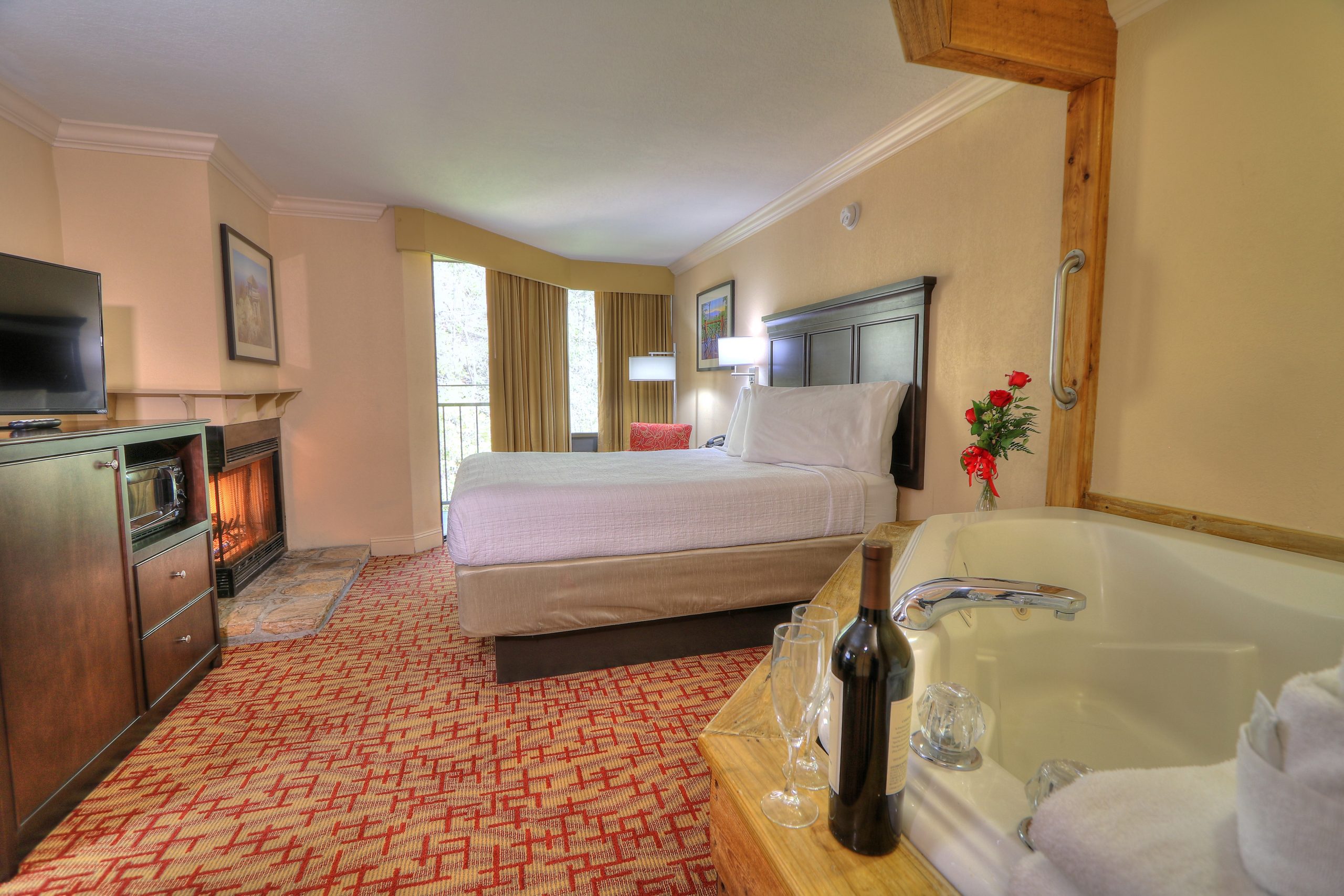 Top 5 Reasons To Plan A Valentine’s Day Getaway To Our Jacuzzi Rooms In Gatlinburg, TN