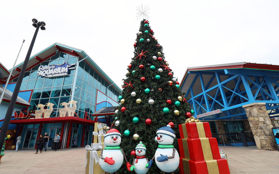 How to Do Christmas in Gatlinburg